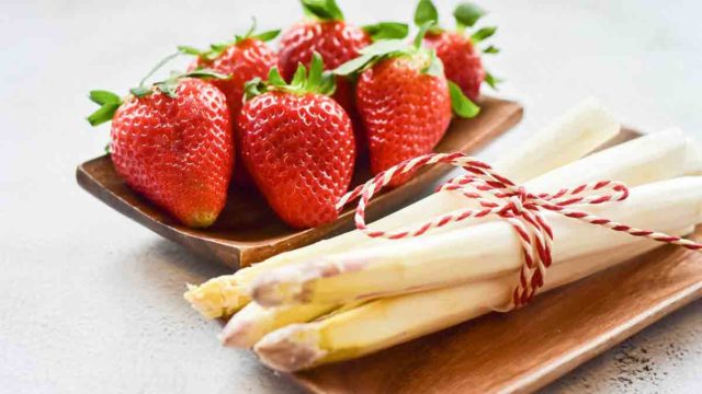 propiedades y beneficios de los espárragos blancos