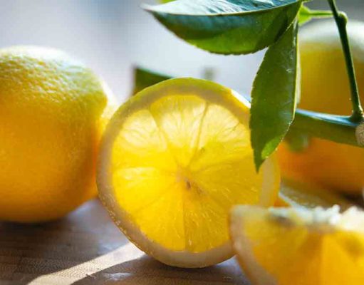 Agua con limón: ¿Cómo se prepara?