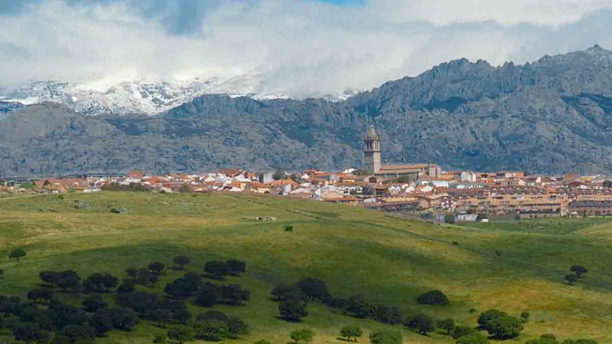 Descubre las maravillas de Colmenar Viejo: Guía de lugares imprescindibles