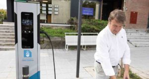 Tres Cantos inaugura dos nuevos puntos de recarga para vehículos eléctricos en la ciudad