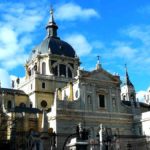 Explorando la Majestuosa Catedral de Santa María la Real de la Almudena