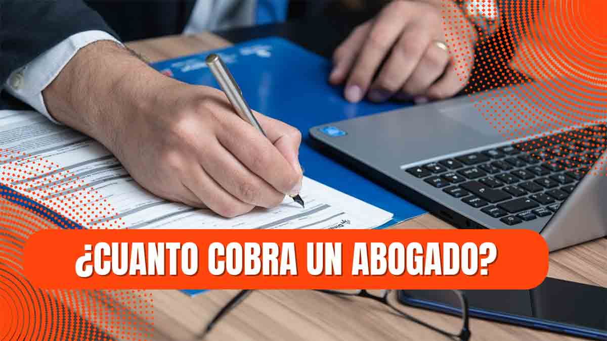 cuanto cobra un abogado