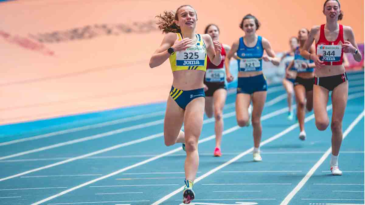 Las Colmenareñas Aitana Navajo Fluvia y Daniela Iglesias Martínez Sobresalen en el Campeonato de España de Atletismo de Pista Cubierta Sub-16