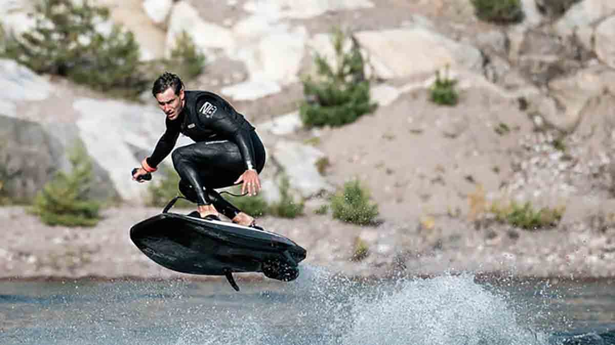 Ven a disfrutar del mejor E-Surf en el Parque Central de Tres Cantos este Sábado!