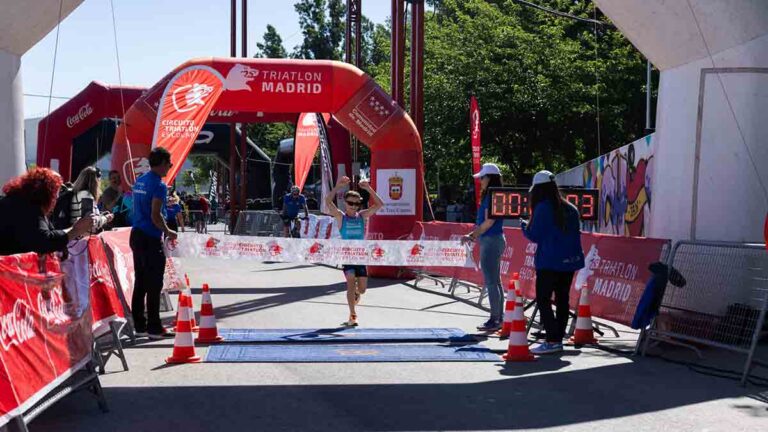 XXIX Triatlón de Tres Cantos: Más de 1.000 Atletas Competirán en una de las Citas Deportivas Más Emblemáticas de Madrid