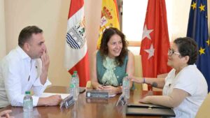 La alcaldesa de San Sebastián de los Reyes apoya las reivindicaciones de la Plataforma de Usuarios de Cercanías