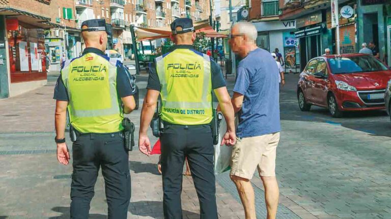 La Policía Local de Alcobendas Activa el Plan ‘Vacaciones Seguras’ para Vecinos y Comerciantes