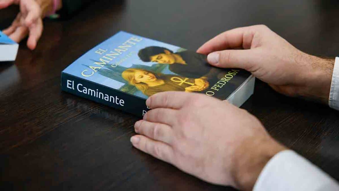 Así es ‘El caminante’, la primera novela del colmenareño Diego Pedrosa