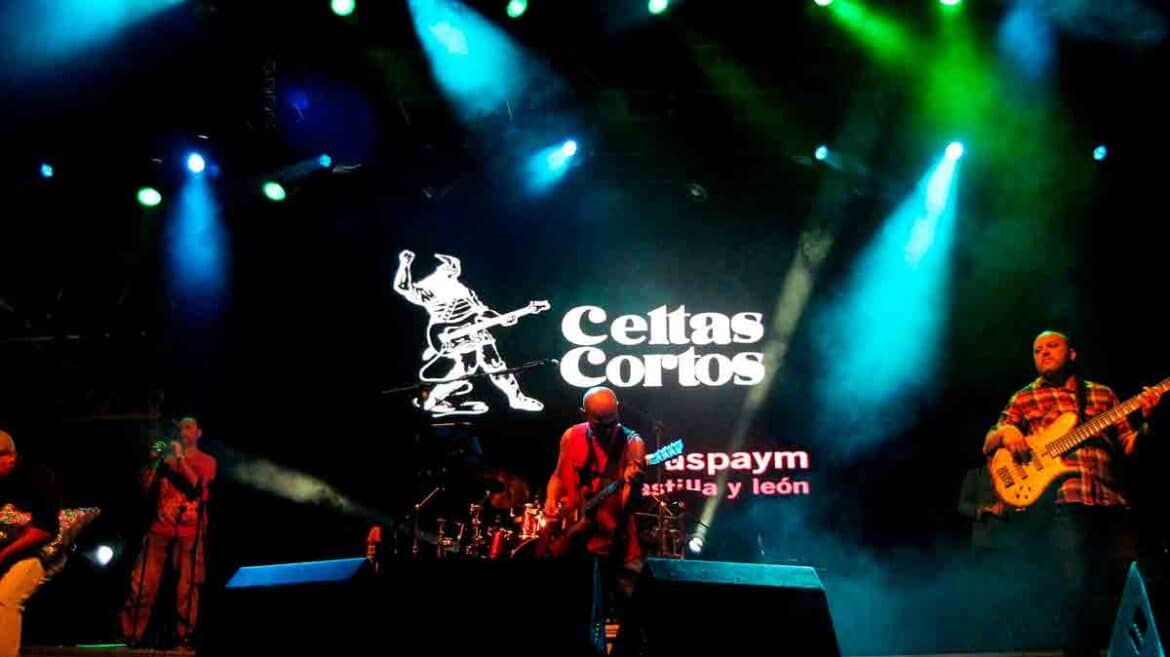 Celtas Cortos actúa gratis en las Fiestas de Sanse para celebrar sus 40 años. Consulta horario, lugar y el resto de conciertos del 27 de agosto.
