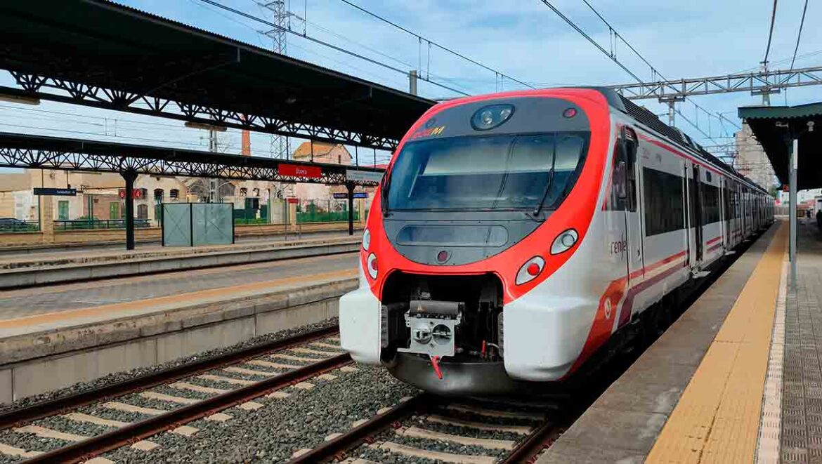 Tren de Cercanías de la línea C-4, afectada por el corte entre Nuevos Ministerios y Atocha