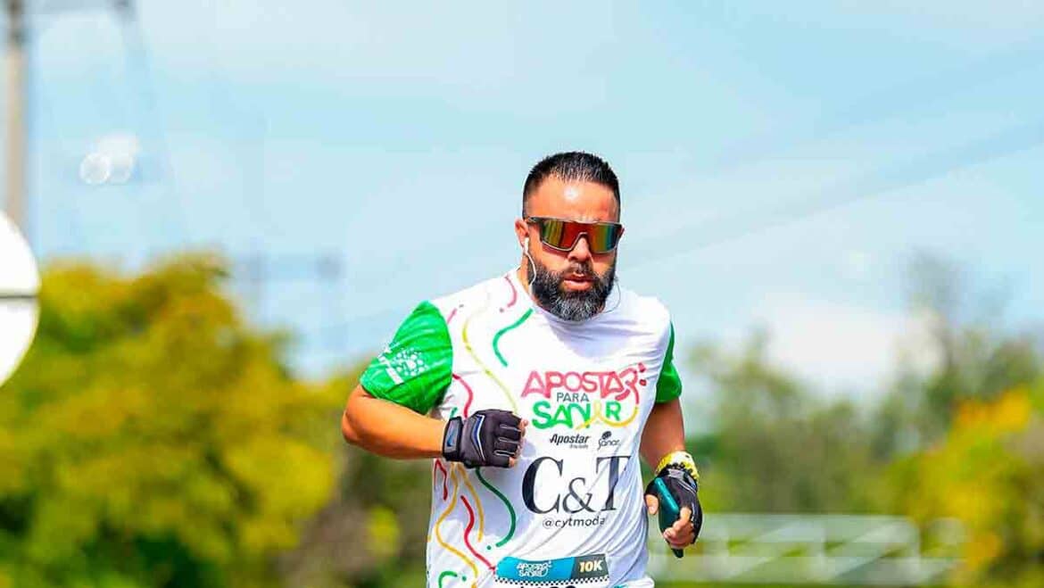 Participantes en la Carrera Solidaria ASPRODICO de Colmenar Viejo